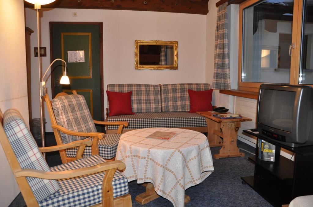 Ferienwohnungen Seraina Sils Maria Quarto foto